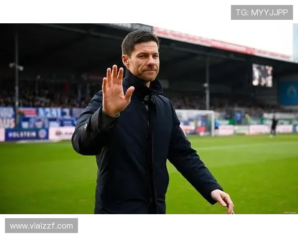 阿隆索中场组织者